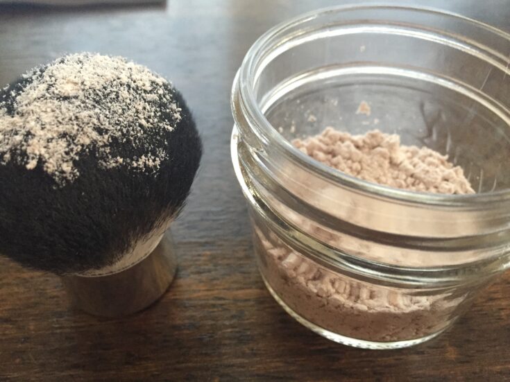 How to make your own powder foundation