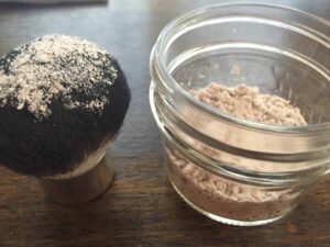 How to make your own powder foundation