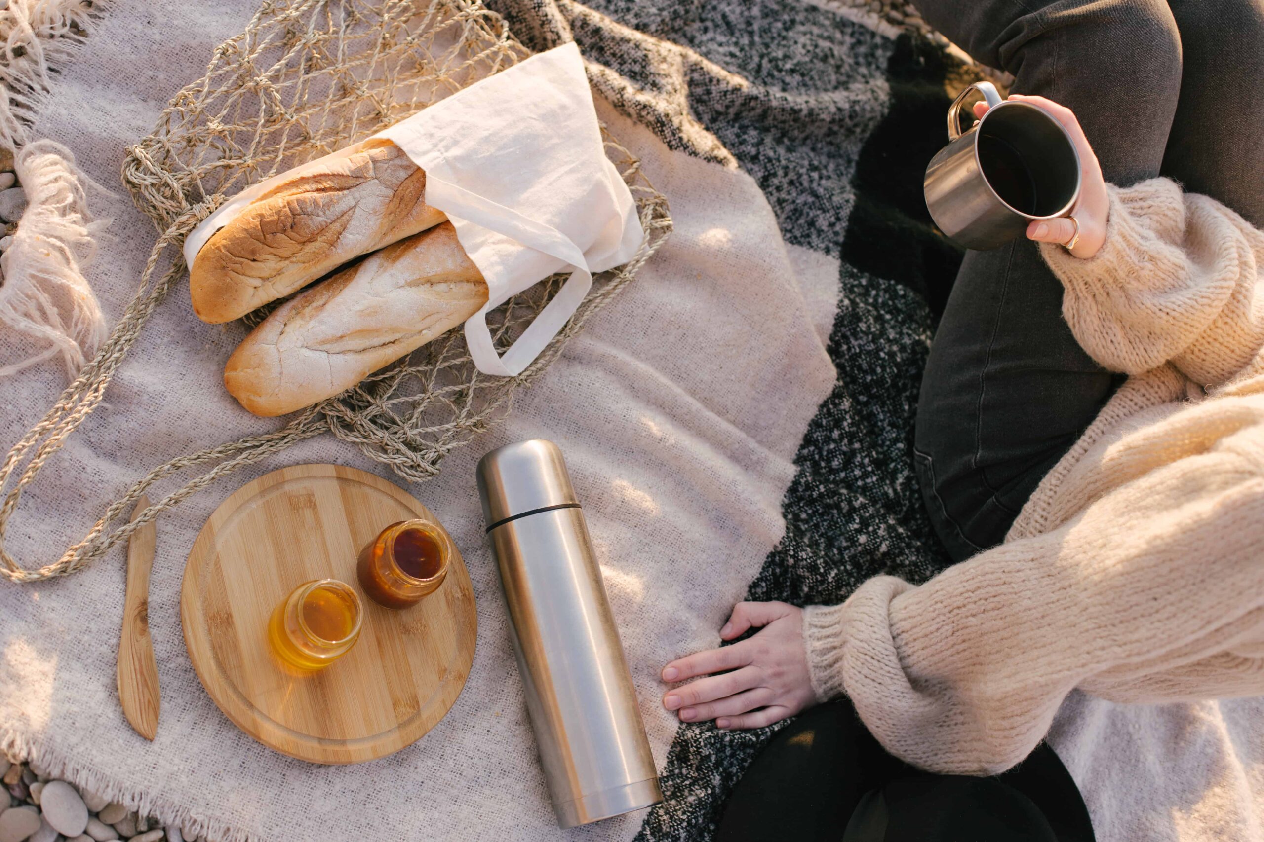 How to Pack a Plastic-Free Picnic