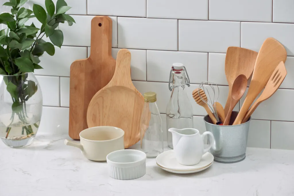 wooden utensils - zero waste kitchen