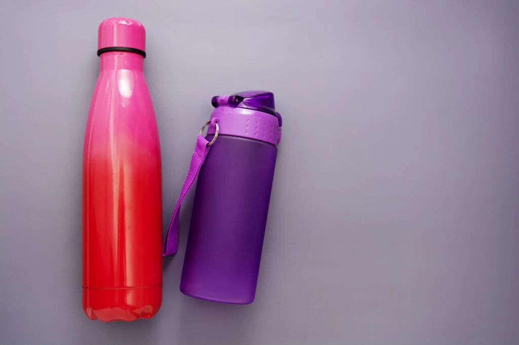 Plastic, metal or glass: What's the best material for a reusable water  bottle?
